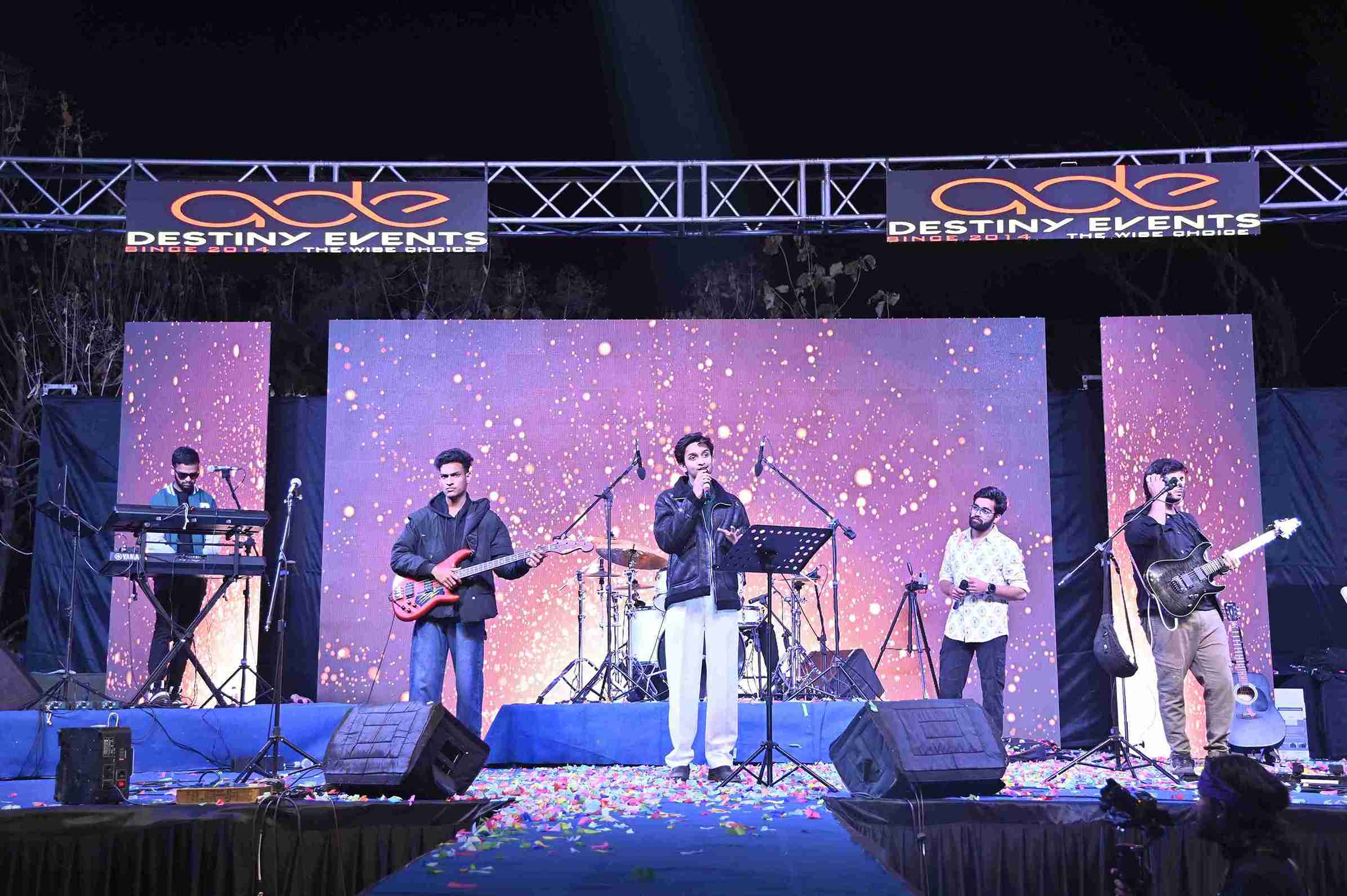 Celebrity Night - Day 2 Image 7