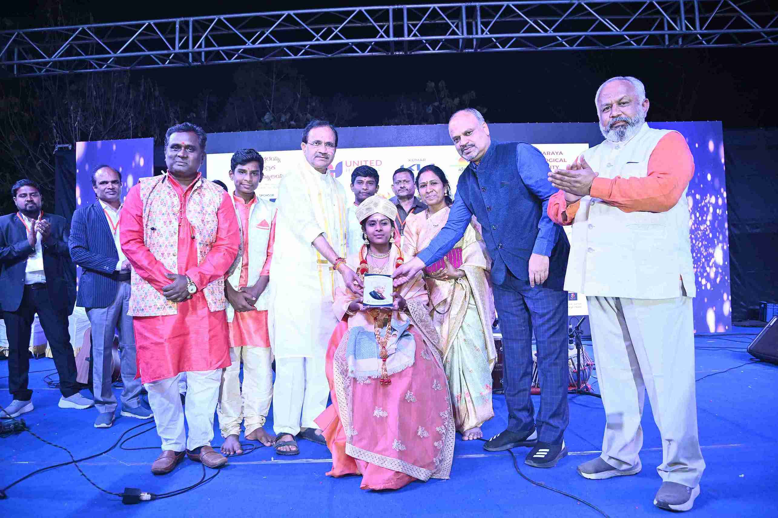 Celebrity Night - Day 1 Image 3